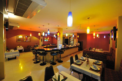 Le Parrots-Inn Praia de Jomtien Exterior foto